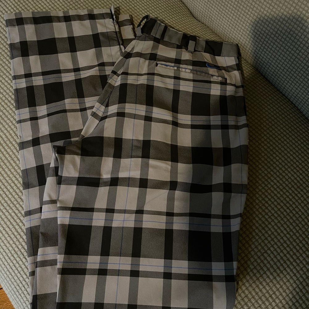 Men’s Nike DriFit Golf Pants 34X34 - Plaid